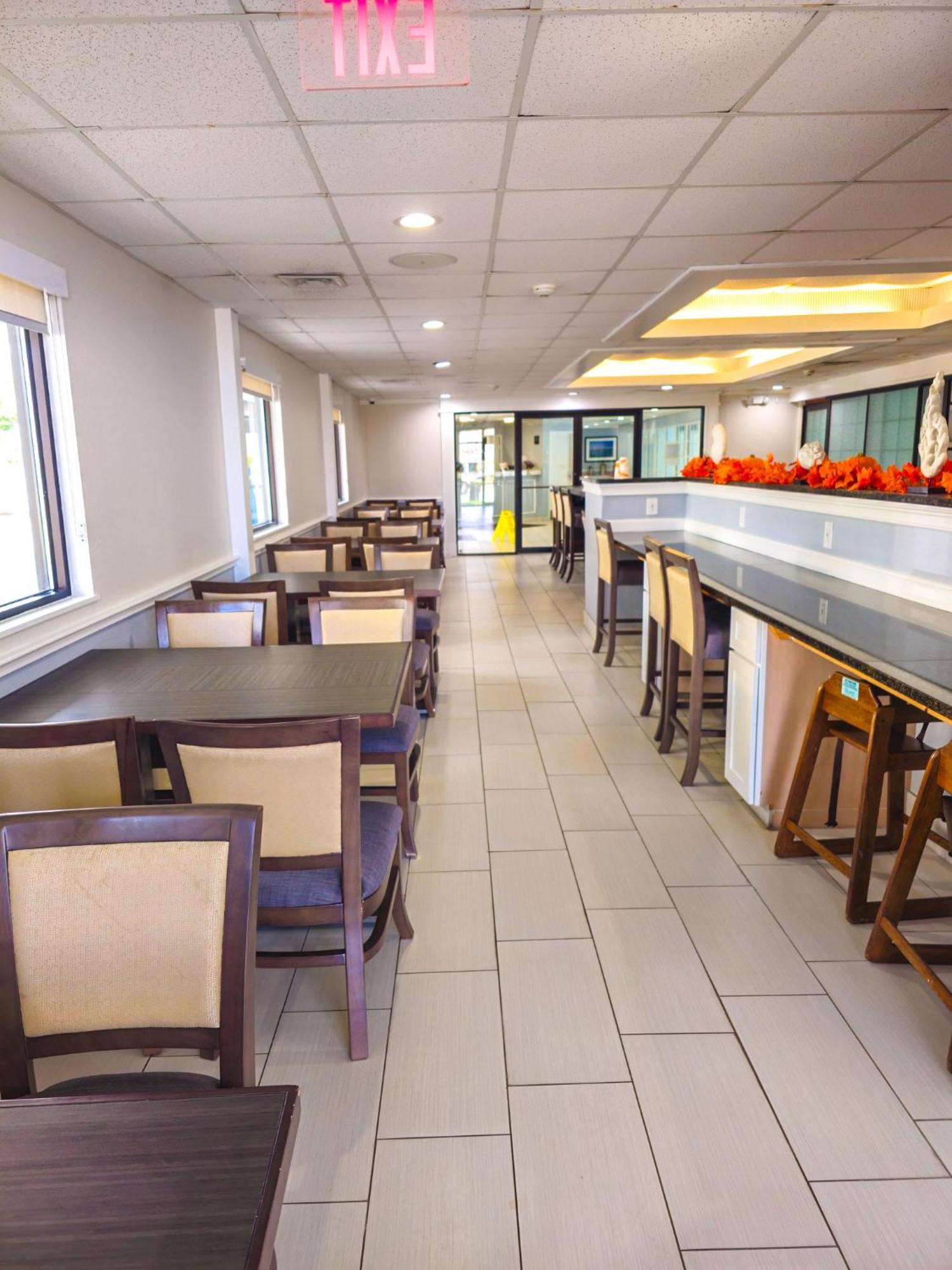 Comfort Inn Hyannis - Cape Cod Exterior foto